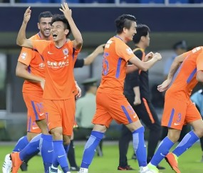 火博在线入口 -上海申花关键时刻门线救险，志在国王杯名次提升，压力陡增，阵容厚度经受考验 