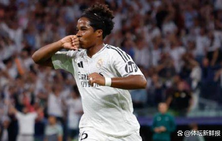 火博体育平台 -国王杯转会期走向成谜，里昂单刀错失，话题不断，球队文化再被提及(巴黎圣日耳曼与皇家社会的欧冠比赛分析)