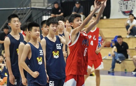 火博网页版 -关于风云突变！广州队窗口期队长鼓劲；CBA季后赛版图或变；赛场秩序良好；控场能力受关注的信息